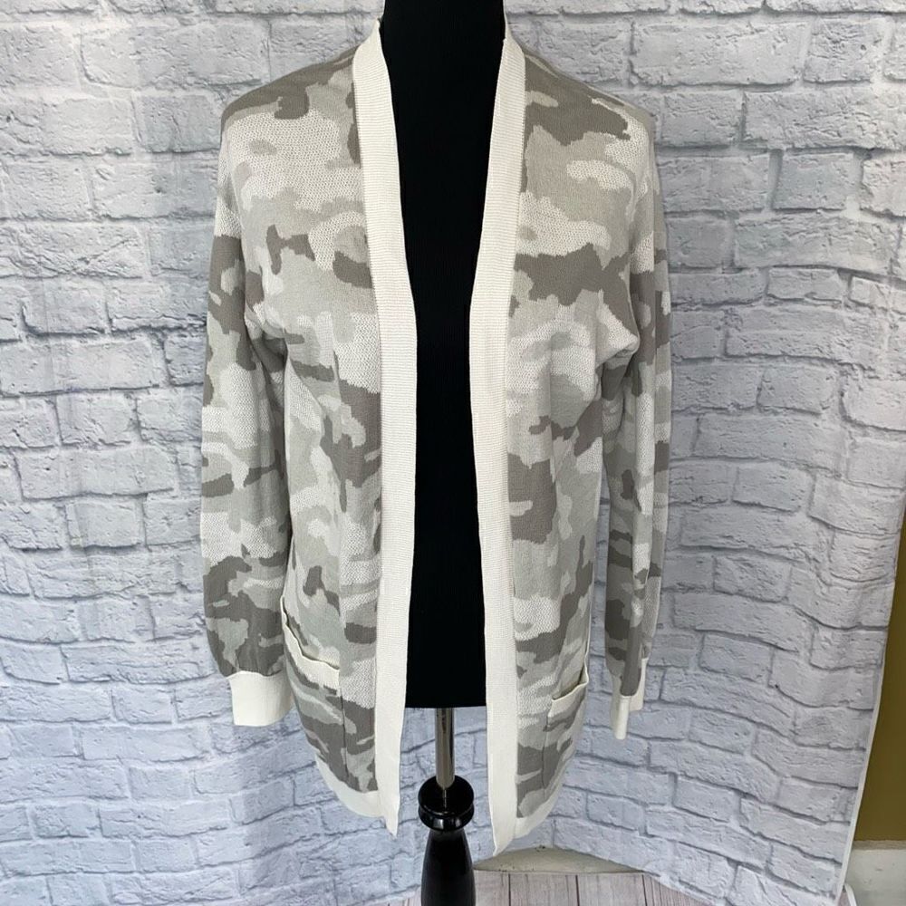 Express women S 100% cotton camo print open front cardigan w/pockets
